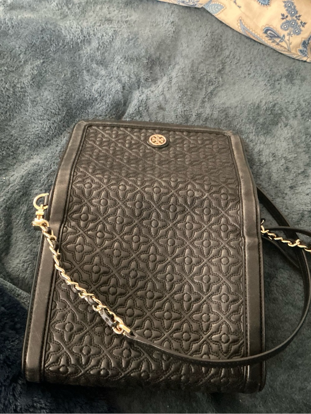 Tory Burch Black Quilted Logo Crossbody Bag - Picture 5 of 6